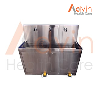 Metal 2 Bay Stainless Steel Scrub Sink For Electric Foot Switch